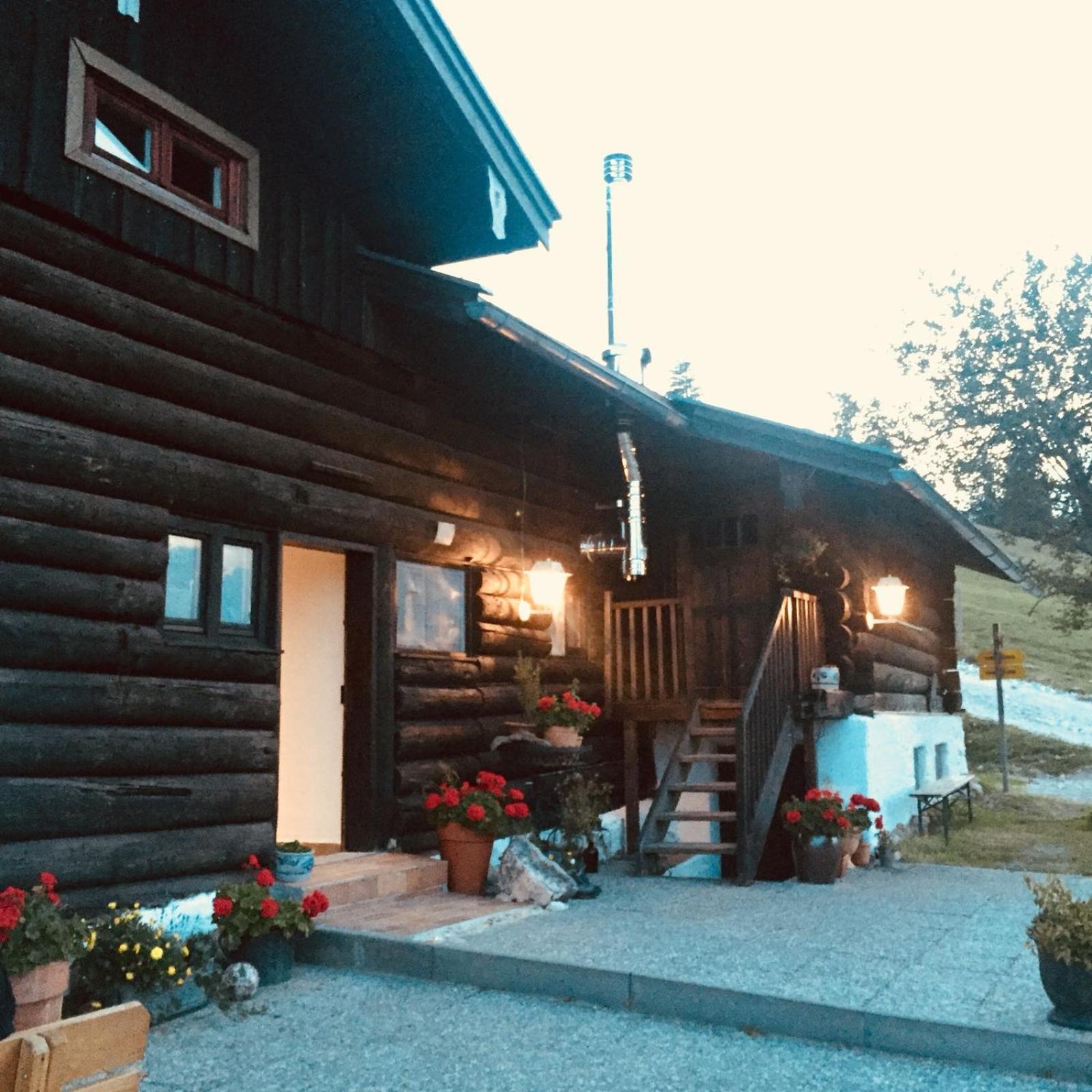 Bruendling-Alm Berggasthof Auf 1167M Auf Dem Hochfelln Bergen  Exterior foto